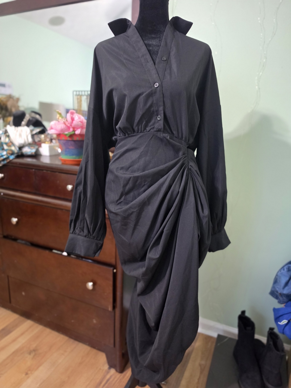 PrettyLittleThing Black Long-Sleeve Draped Midi Dress